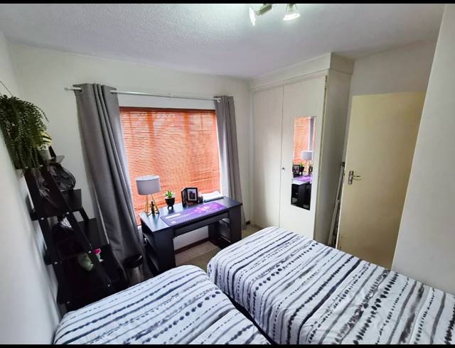 2 BEDROOM SECTIONAL TITLE FOR SALE IN BOARDWALK VILLAS